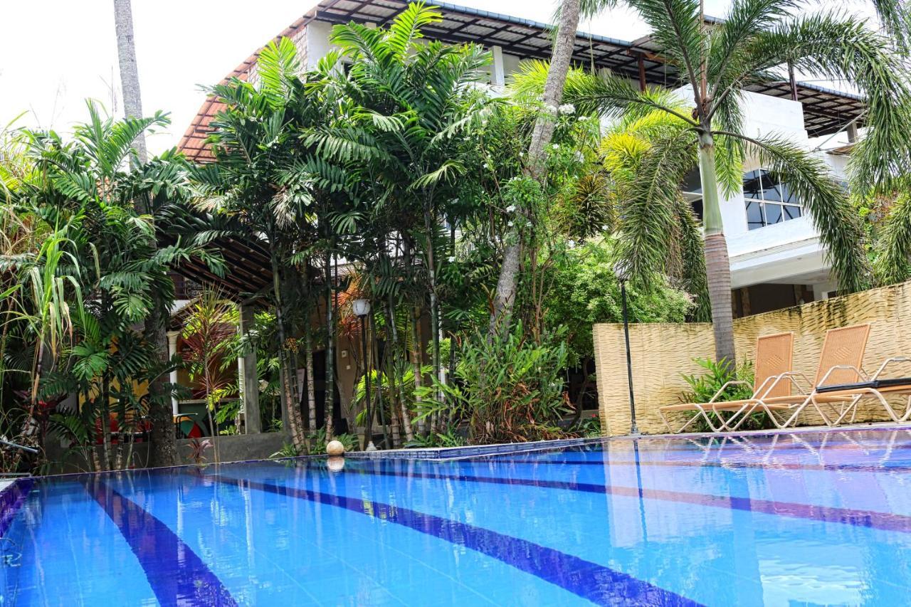 Maple Leaf Hotel Negombo Dış mekan fotoğraf