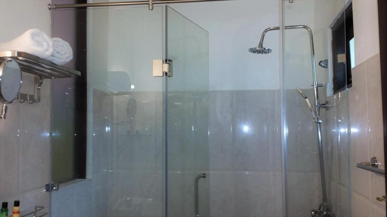 Maple Leaf Hotel Negombo Dış mekan fotoğraf